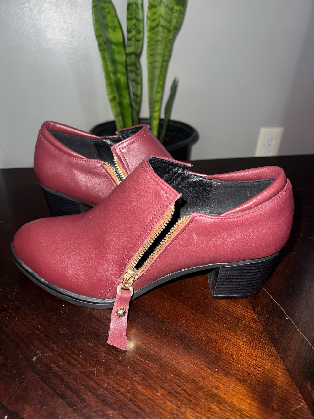 Women's Burgundy Low Heel Zip Ankle Shoes